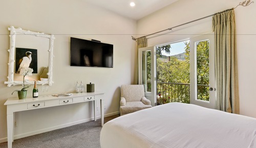Standard Room, 1 Queen Bed