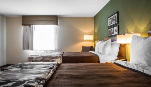 Standard Room, 2 Queen Beds, Non Smoking