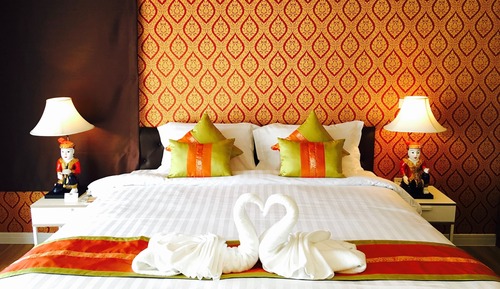 Elegancy Signature Suite