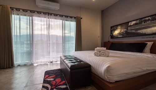 Standard Double Room, 1 King Bed, Balcony, Mountain View