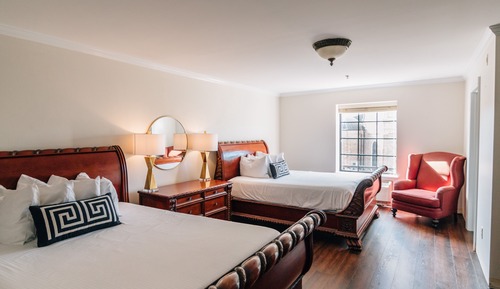 Deluxe Room, 2 Queen Beds, Non Smoking