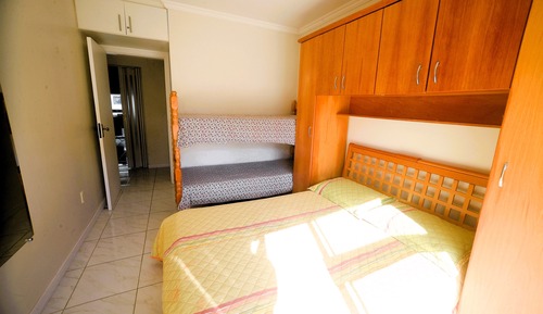 Comfort Apartment, 2 Bedrooms, Balcony, Annex Building (No Pool/Piscina não disponível)