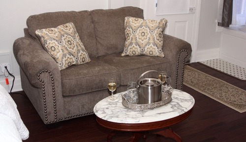 Onyx Springs Suite