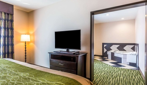 Suite, 1 King Bed with Sofa bed, Non Smoking