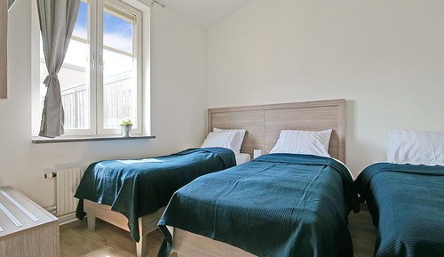 Family Room, Multiple Beds