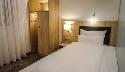 Economyplus Zimmer
