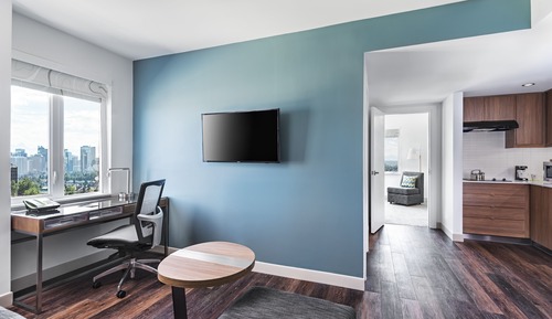 Executive Suite, 1 King Bed with Sofa bed