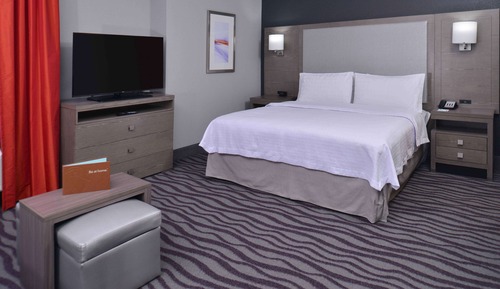 Studio, 1 King Bed, Accessible, Non Smoking (Hearing)