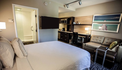 Studio, 1 King Bed with Sofa bed, Non Smoking