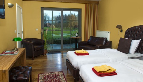 Deluxe Twin Room, Terrace, Garden View
