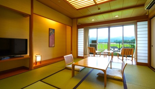 Traditional Room, Shared Bathroom, Mountain View