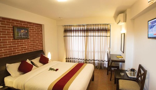 Deluxe Double Room, 1 Bedroom, Balcony, Mountain View