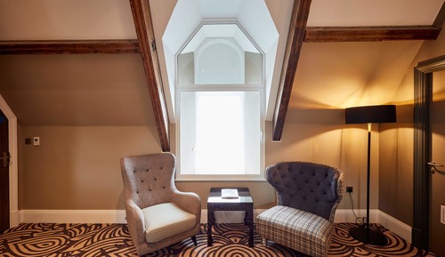 Club Plus Room