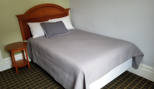 Standard Room, 1 Double Bed, Shared Bathroom