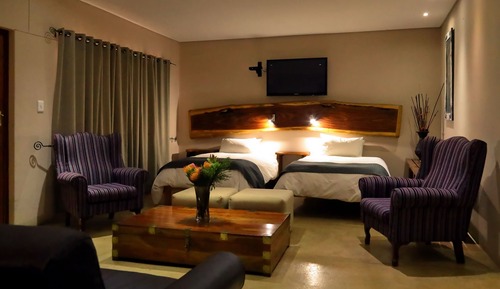 Luxury Suite
