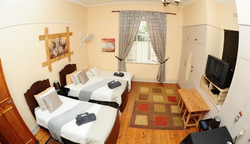 Room (1)