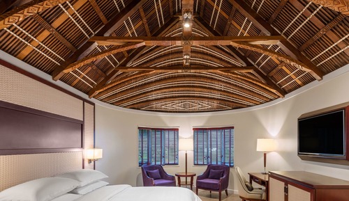 Family Room, 1 King Bed, Non Smoking