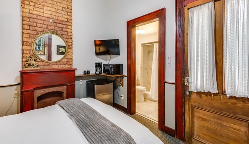 Room, Private Bathroom (The Jazz Fest Room)