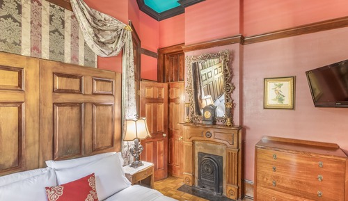 Comfort Suite, Private Bathroom (The Suite)