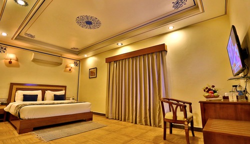 Club Room