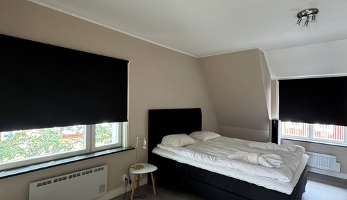Family Room, 2 Bedrooms