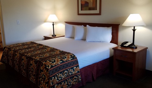 Standard Room, 1 King Bed, Smoking