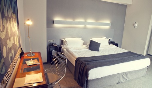Duplex, 1 Bedroom, City View