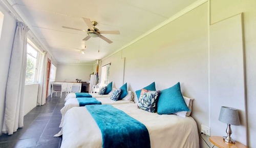 Comfort Room (Self-Catering Room)