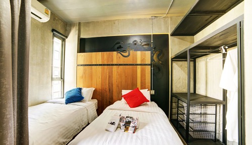 Design Twin Room, Balcony, City View