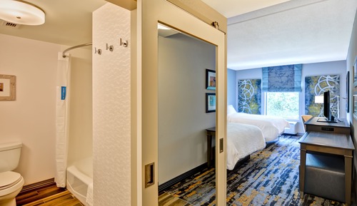Room, 2 Queen Beds, Accessible, Non Smoking (w/ bathtub)