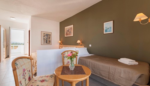 Standard Quadruple Room