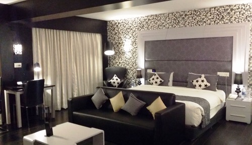 Luxury Suite, 1 King Bed