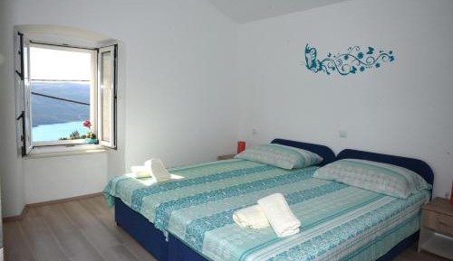 Apartment - Split Level