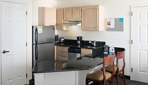 One-Bedroom King Suite