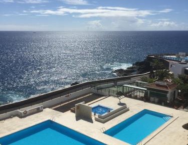 Studio with Sea View (3 Adults)
