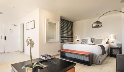 Suite with Spa Bath