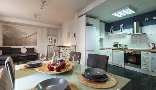 One-Bedroom Apartment - Split Level