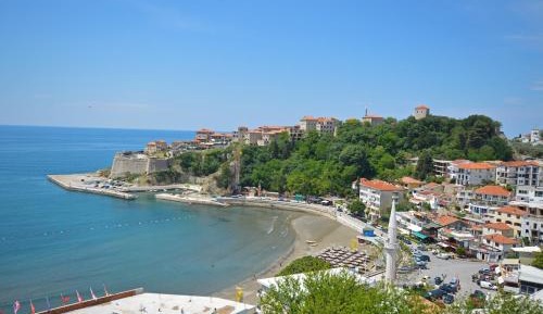 Two-Bedroom Apartment with Sea View