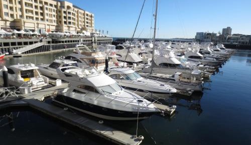Two-Bedroom Apartment with Marina View