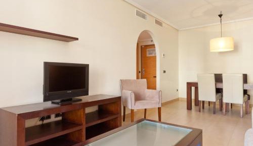One-Bedroom Apartment (2 Adults + 1 Child)