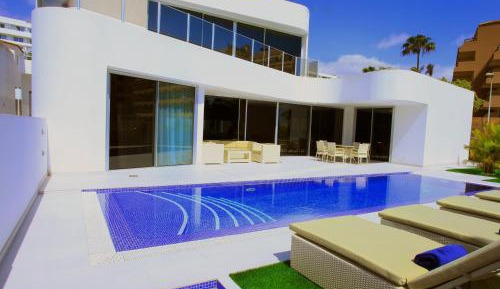 Villa with Sea View