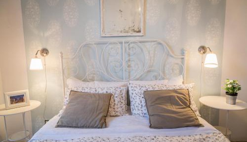 Double Room with Private External Bathroom