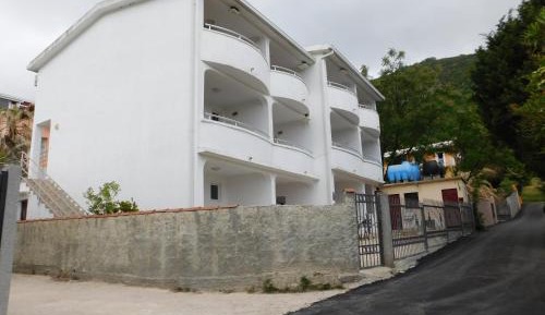 Studio Apartment with Sea View