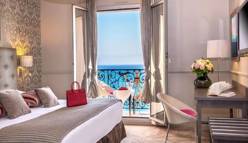 Deluxe Double or Twin Room with Sea View