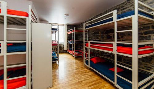 Single Bed in Mixed Dormitory Room