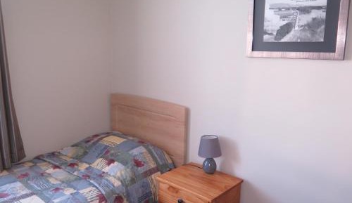 Standard Twin Room with Shared Bathroom