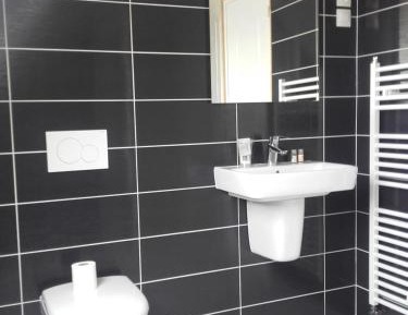Triple Room with Bathroom