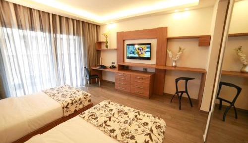 Junior Suite Twin, with Balcony