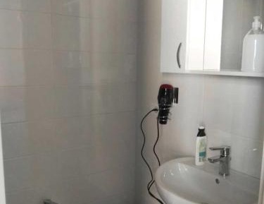 Superior Single Room with Private Bathroom