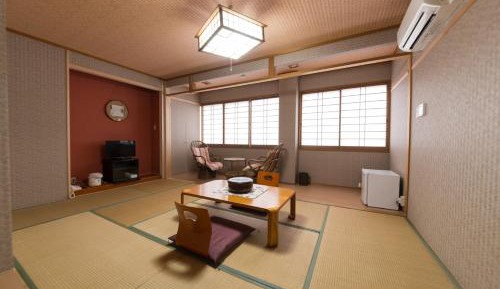 Standard Japanese-Style Quadruple Room